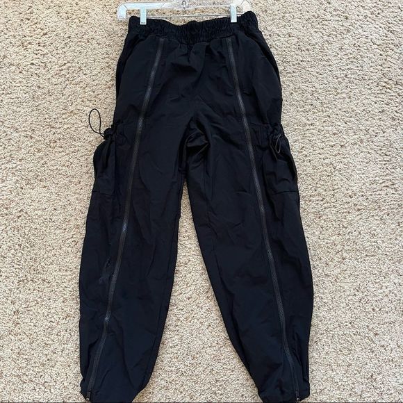 Athleta Other - Athleta Women's Small Stay Fly Jogger Pants